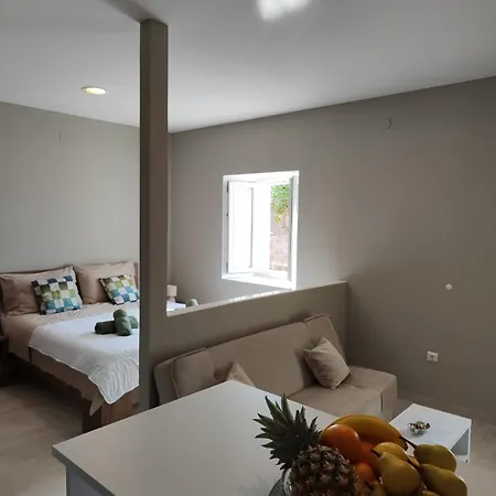 Harriet Apartament